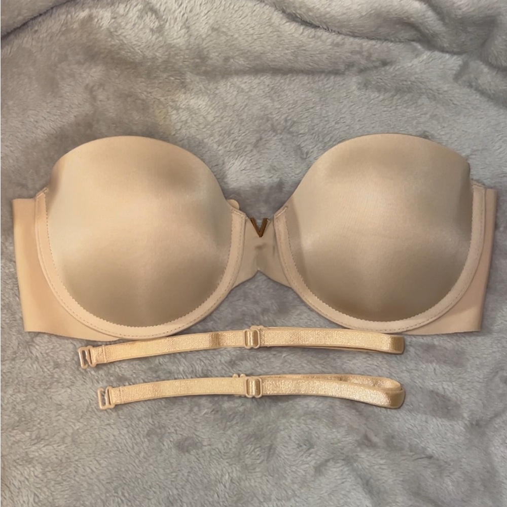 Victoria’s Secret Strapless Push-Up Bra